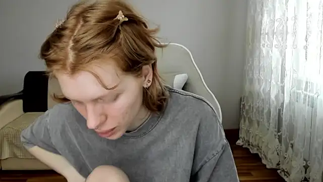 StellaDavis online show from April 9, 2026, 10:31 am