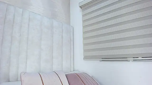 im giselle  online show from October 23, 2025, 6:02 am