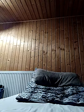 MArciQuarky online show from March 7, 2026, 6:49 pm