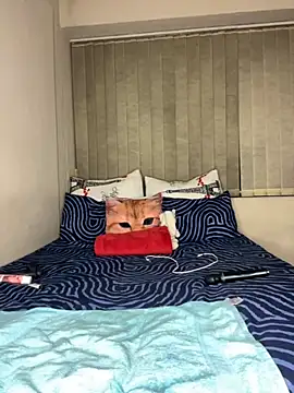 Kinkyy  online show from October 16, 2025, 9:05 pm