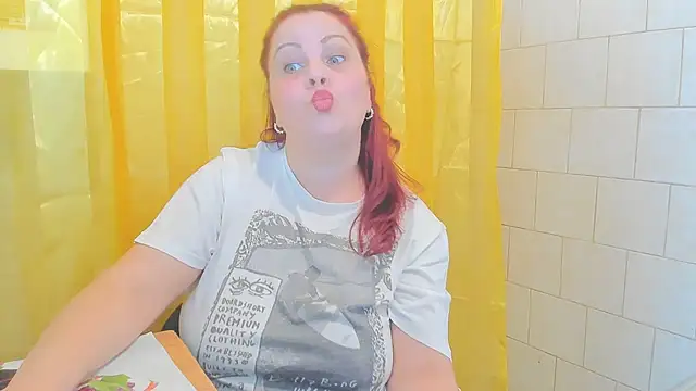 Snapshot of Adelamilfsex chatting on January 21, 2025, 7:50 pm Adelamilfsex online show from January 21, 2025, 7:50 pm