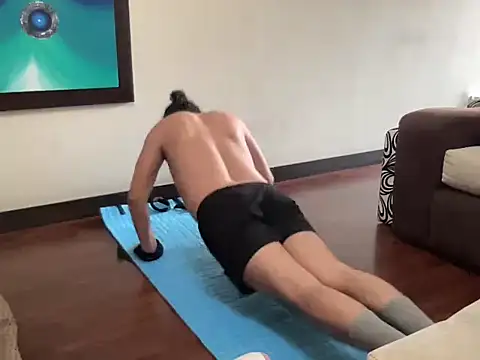 Snapshot of littlelatinhunter chatting on November 24, 2025, 12:16 pm littlelatinhunter online show from November 24, 2025, 12:16 pm