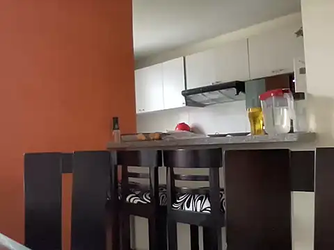 Snapshot of littlelatinhunter chatting on November 25, 2025, 11:21 am littlelatinhunter online show from November 25, 2025, 11:21 am