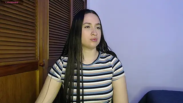 sofiaduque 26 online show from November 21, 2025, 8:29 pm