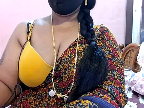 Pallavi-sri online show from November 7, 2025, 5:02 pm