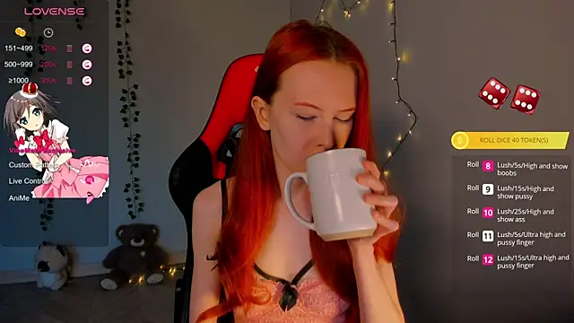 FruttiTatti online show from October 19, 2025, 4:57 am