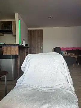 Georgiafox online show from March 30, 2026, 3:57 pm