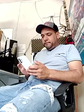 Snapshot of nek36 chatting on May 18, 2026, 6:58 pm nek36 online show from May 18, 2026, 6:58 pm
