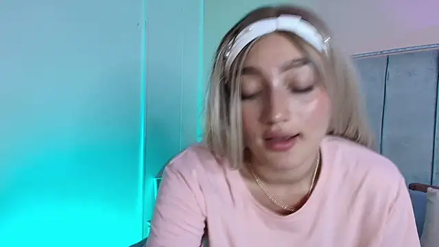 Giaa Ross online show from January 9, 2025, 2:51 pm