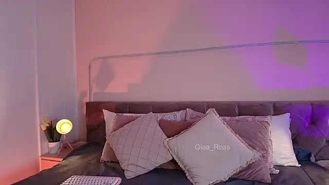 Giaa Ross online show from February 27, 2025, 11:52 am