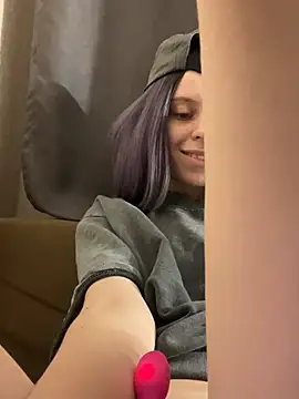 RinaMood online show from December 13, 2024, 6:49 pm