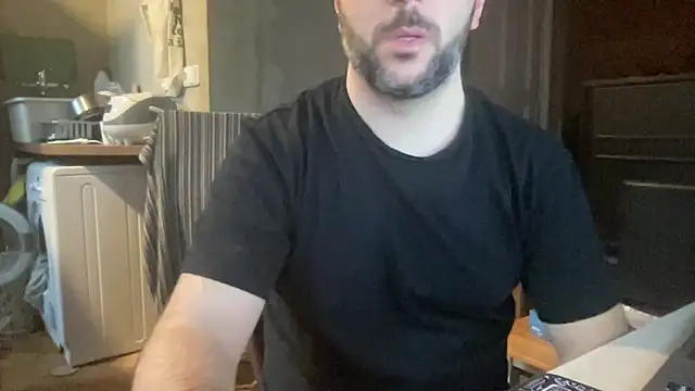 RedDante89 online show from April 3, 2026, 6:33 am