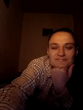 kristinakristi online show from October 14, 2025, 10:10 pm