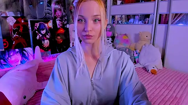 Snapshot of Cute__Pony chatting on June 10, 2026, 8:19 pm Cute Pony online show from June 10, 2026, 8:19 pm