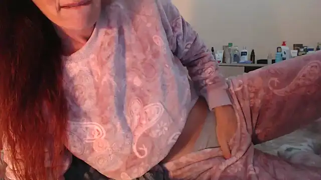 LovelyAndraGirl online show from September 19, 2025, 7:36 pm