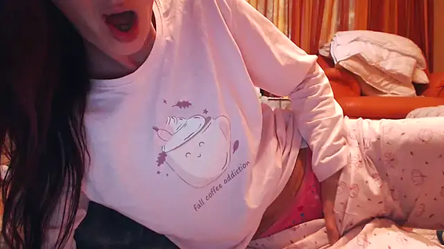 LovelyAndraGirl online show from October 15, 2025, 12:16 pm