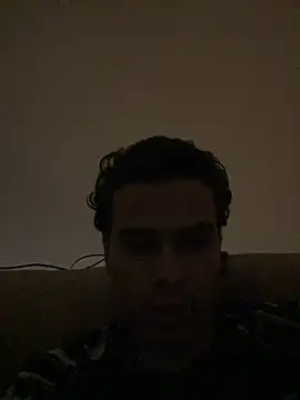chamitopolla21 online show from July 3, 2026, 5:03 am