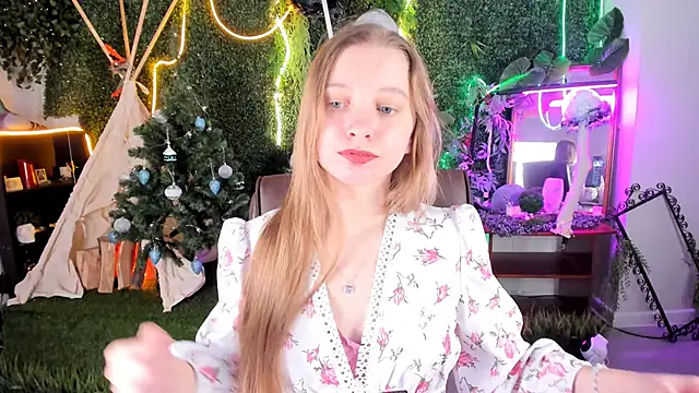 MayaSinabon online show from December 15, 2024, 10:18 am