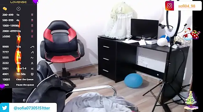 sofia rosse4 online show from December 6, 2024, 6:06 pm