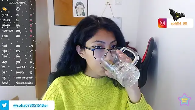 Snapshot of sofia_rosse4 chatting on May 9, 2026, 12:16 am sofia rosse4 online show from May 9, 2026, 12:16 am