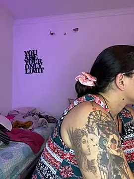 Snapshot of Amarantha_666 chatting on March 18, 2026, 10:35 pm Amarantha 666 online show from March 18, 2026, 10:35 pm