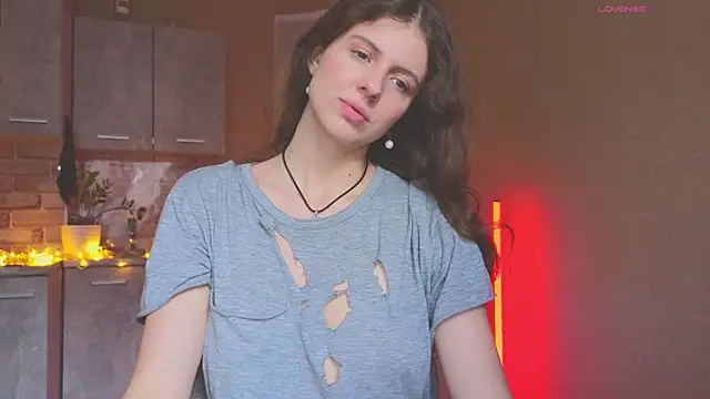 Sereta Finn online show from November 15, 2025, 10:45 am