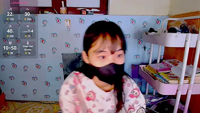   Saphia   online show from March 17, 2025, 12:41 am