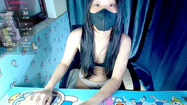   Saphia   online show from June 4, 2026, 3:18 pm