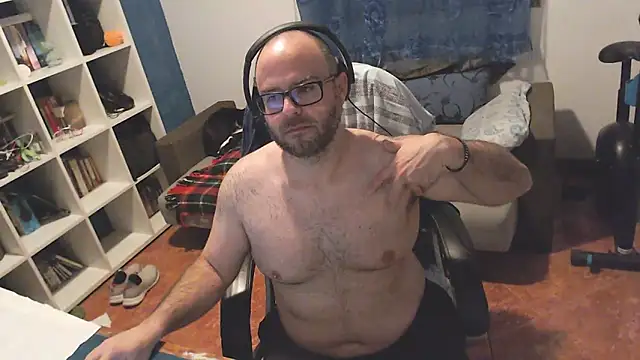 ravingr4d4 online show from March 5, 2025, 12:49 am