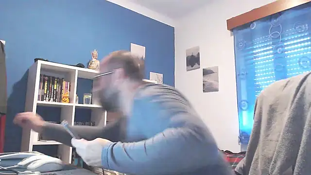 ravingr4d4 online show from March 21, 2025, 12:28 pm