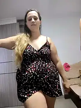 Snapshot of Karol_and_David_hotcouple chatting on February 2, 2025, 11:30 am Karol and David hotcouple online show from February 2, 2025, 11:30 am