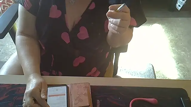 Silvia2277 online show from October 9, 2025, 11:41 am