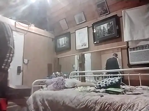 AlphaAlluring69 online show from February 22, 2025, 5:55 am