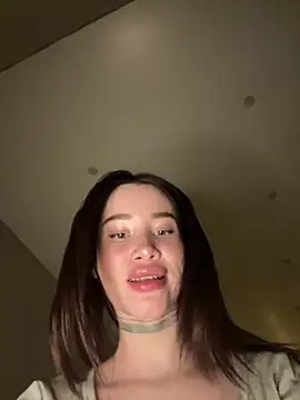 Yunasi online show from December 22, 2025, 1:19 pm