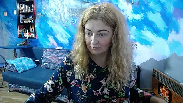 Helen1974 online show from September 14, 2025, 2:05 pm