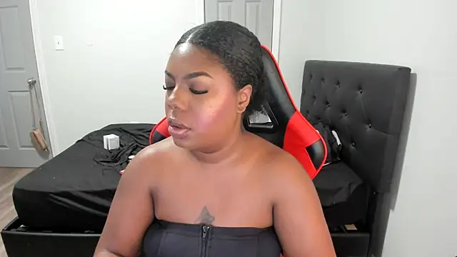 demi xoxo online show from March 15, 2026, 11:44 pm