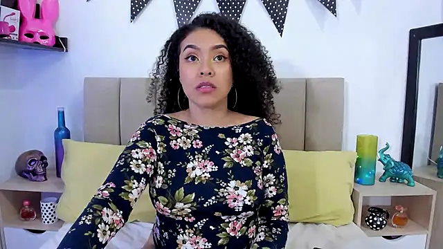 Zoe Gruber online show from December 20, 2024, 2:19 am