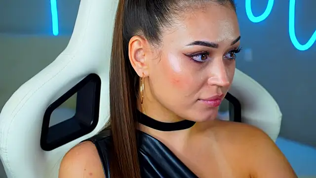 Snapshot of Adel_chocolate_ chatting on September 18, 2025, 6:48 am Adel chocolate online show from September 18, 2025, 6:48 am