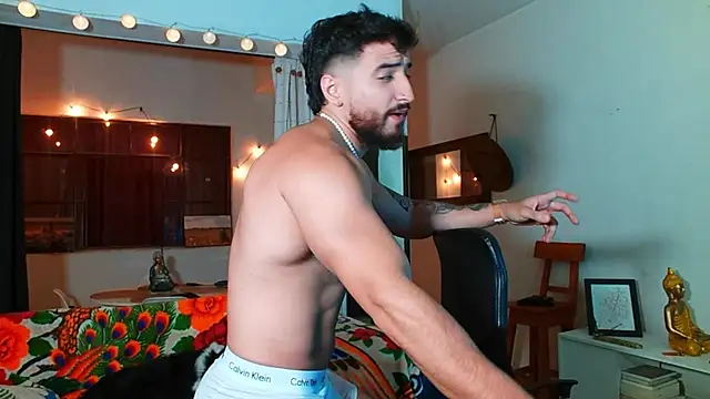 AndrewMartinez online show from February 2, 2025, 1:12 am