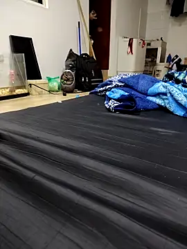 Eduardoxxx51 online show from February 16, 2026, 12:07 am