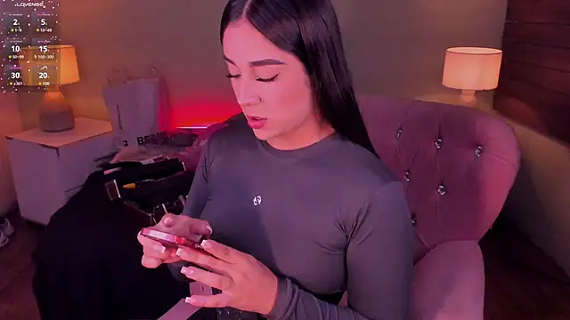 Snapshot of Sussy_Bell01 chatting on March 21, 2025, 8:29 pm Sussy Bell01 online show from March 21, 2025, 8:29 pm