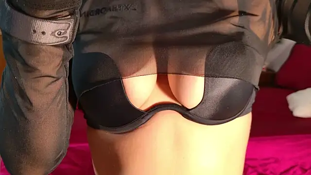 AvaBabyGirl online show from November 30, 2025, 2:10 pm