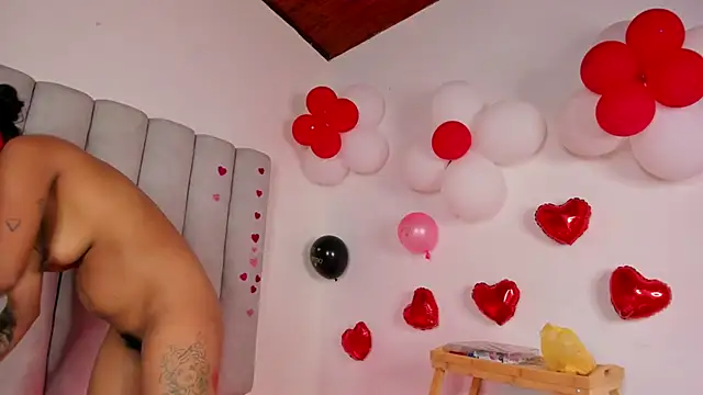 rachellmartinez online show from February 15, 2025, 11:39 am