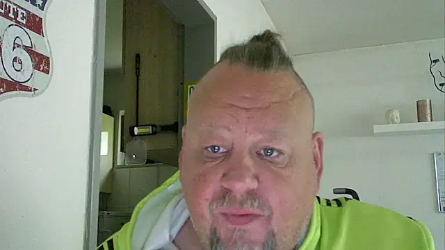 Snapshot of pimmelmann3 chatting on May 16, 2026, 10:36 am pimmelmann3 online show from May 16, 2026, 10:36 am