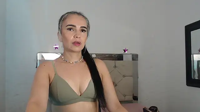 ashley  tylor online show from January 30, 2025, 9:25 pm