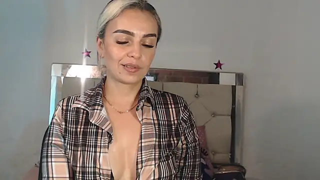 ashley  tylor online show from February 23, 2025, 9:00 am