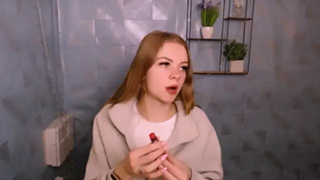 Snapshot of AliceFlirtt_ chatting on December 3, 2024, 12:16 pm AliceFlirtt online show from December 3, 2024, 12:16 pm