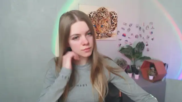 AliceFlirtt  online show from January 13, 2026, 11:48 am