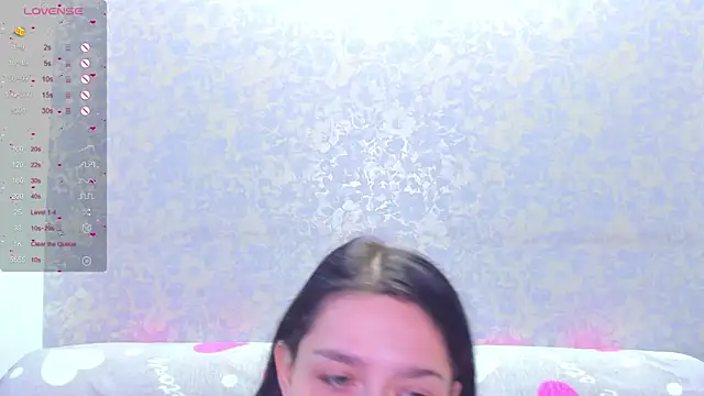 Snapshot of Vanessa_Florence chatting on April 24, 2026, 1:19 am Vanessa Florence online show from April 24, 2026, 1:19 am