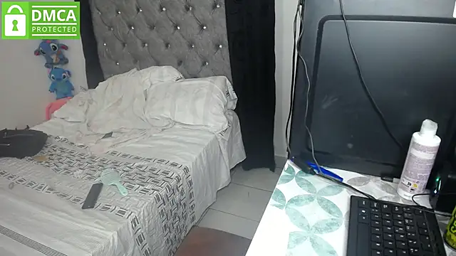 susana2523 online show from July 5, 2026, 2:40 am